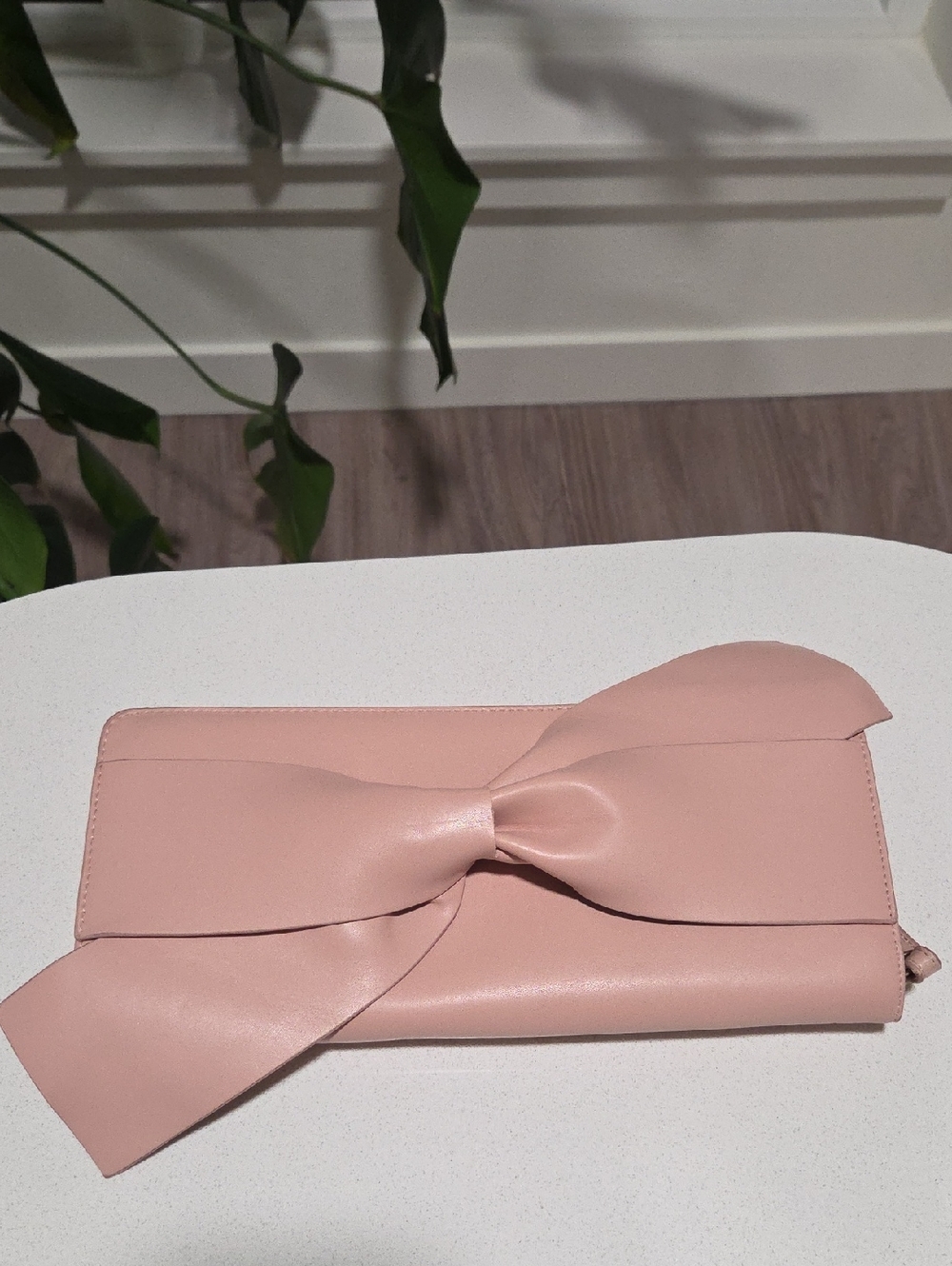 Women's Pink Bow Clutch Wallet